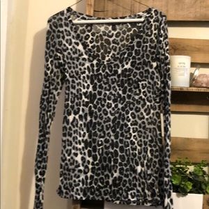 V Neck Longsleeve burnout tee